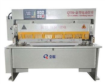 電動(dòng)剪板機(jī)